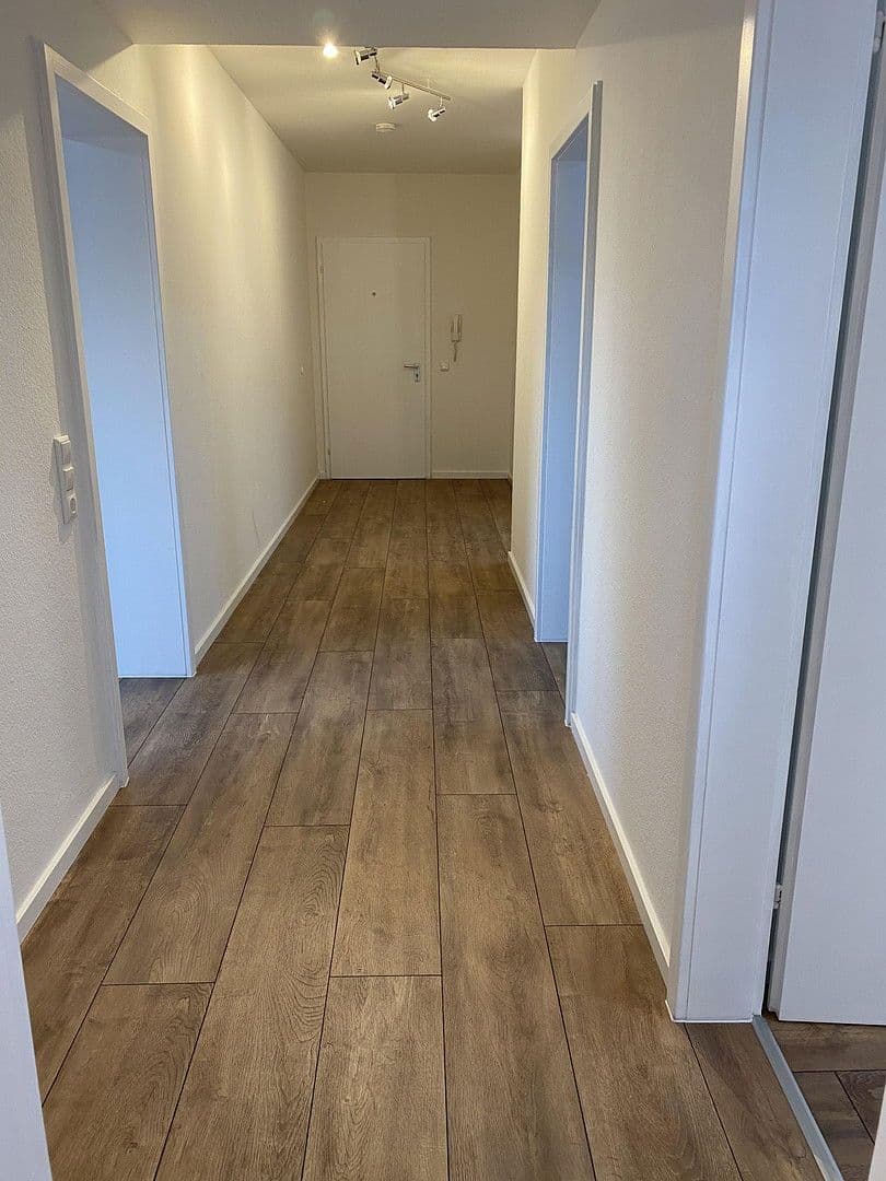 Pronájem bytu 3+1 96 m², Virchowstrasse 17, Siegen, Severní Porýní-Vestfálsko Pronájem bytu 3+1 96 m², Virchowstrasse 17, Siegen, Severní Porýní-Vestfálsko
