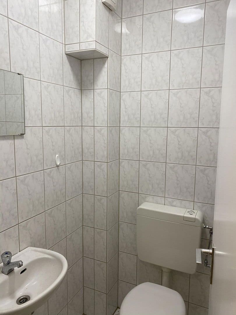 Pronájem bytu 3+1 96 m², Virchowstrasse 17, Siegen, Severní Porýní-Vestfálsko Pronájem bytu 3+1 96 m², Virchowstrasse 17, Siegen, Severní Porýní-Vestfálsko