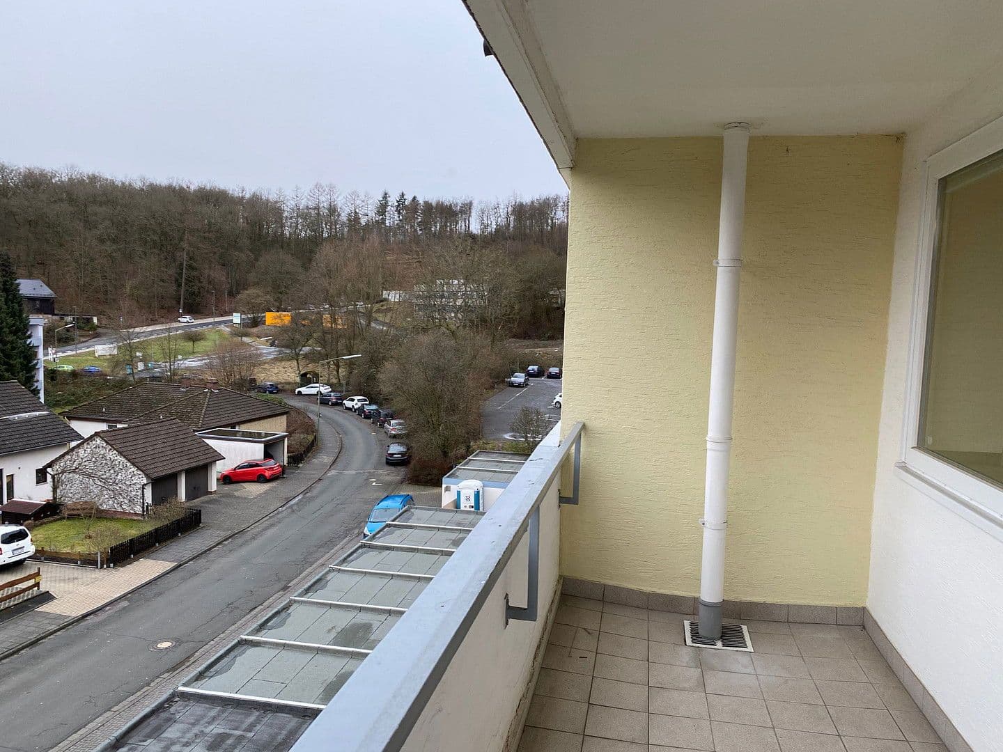 Pronájem bytu 3+1 96 m², Virchowstrasse 17, Siegen, Severní Porýní-Vestfálsko Pronájem bytu 3+1 96 m², Virchowstrasse 17, Siegen, Severní Porýní-Vestfálsko