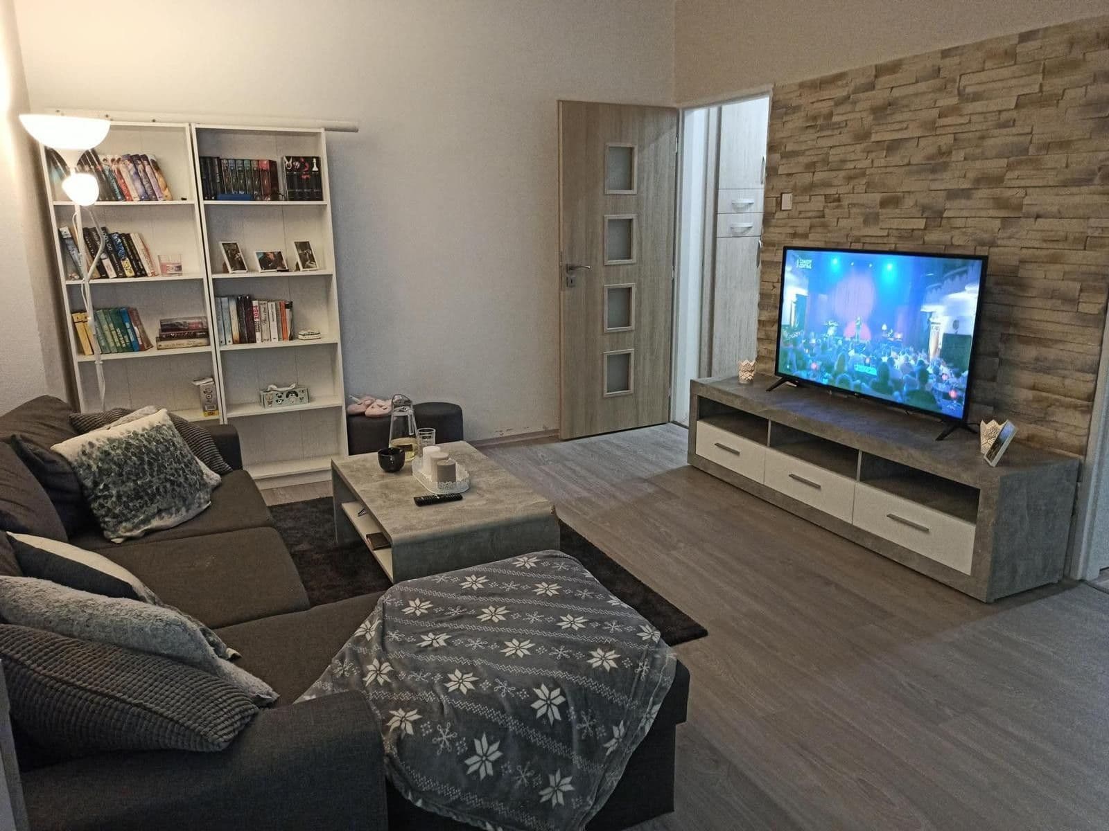 Pronájem bytu 2+1 55 m², S. K. Neumanna, Příbram, Středočeský kraj Pronájem bytu 2+1 55 m², S. K. Neumanna, Příbram, Středočeský kraj