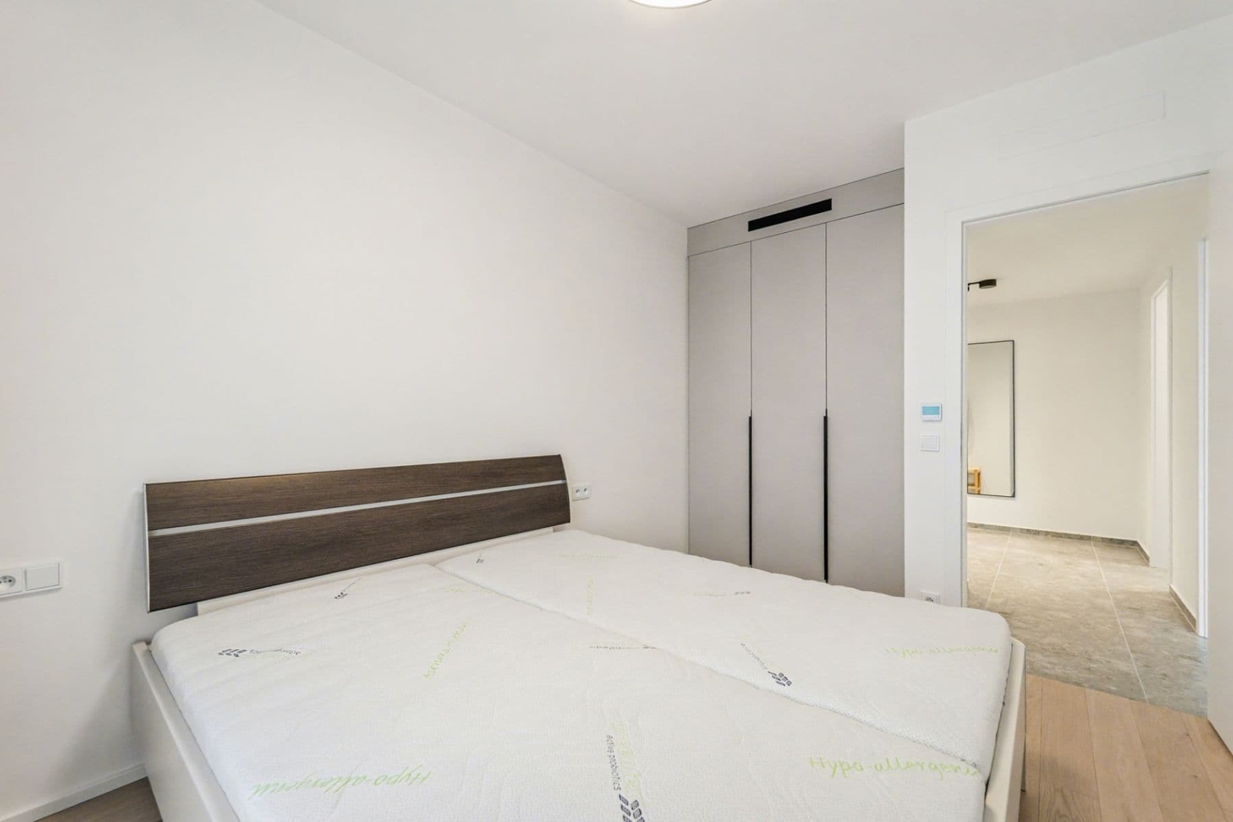 Pronájem bytu 2+kk 53 m², Československého exilu, Praha, Praha Pronájem bytu 2+kk 53 m², Československého exilu, Praha, Praha