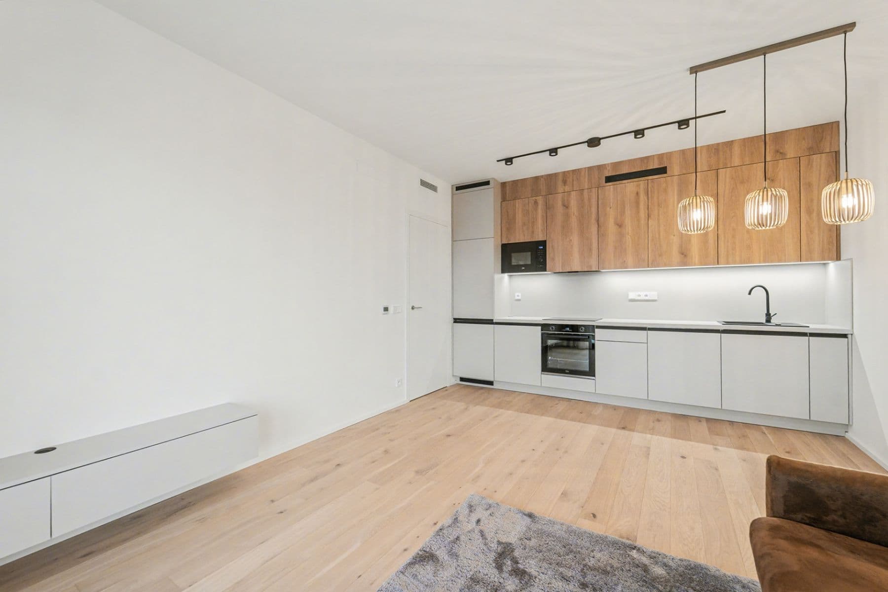 Pronájem bytu 2+kk 53 m², Československého exilu, Praha, Praha Pronájem bytu 2+kk 53 m², Československého exilu, Praha, Praha