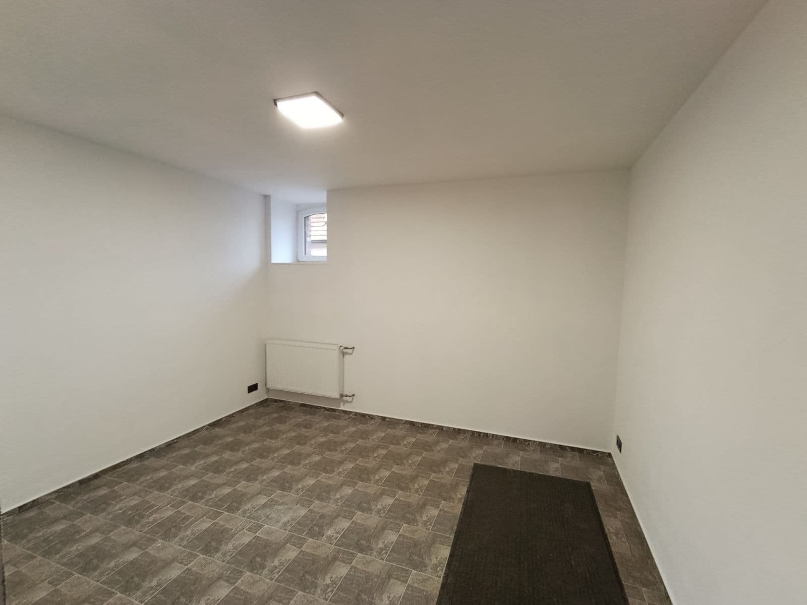 Pronájem bytu 4+1 120 m², Plchov, Středočeský kraj Pronájem bytu 4+1 120 m², Plchov, Středočeský kraj