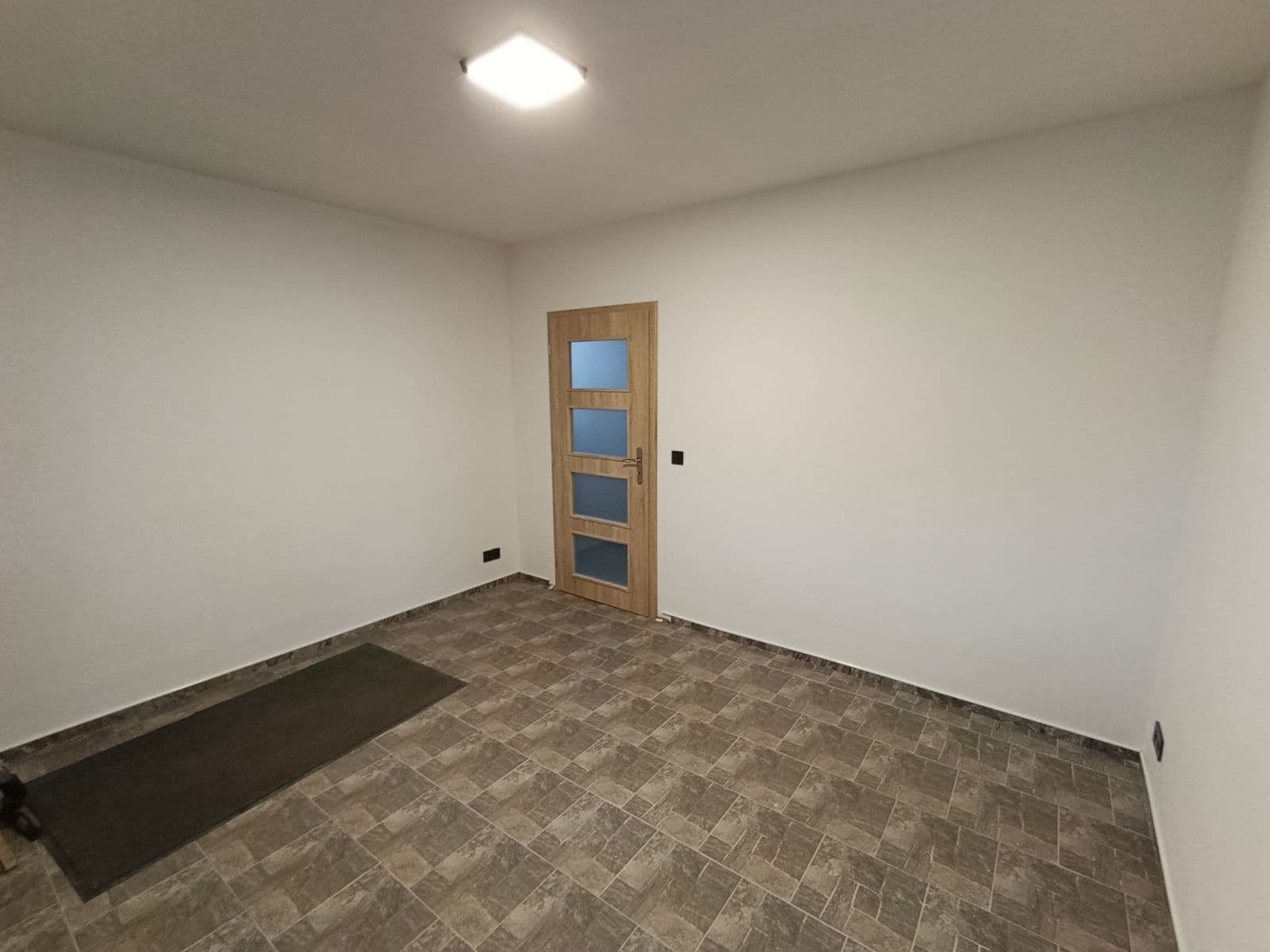Pronájem bytu 4+1 120 m², Plchov, Středočeský kraj Pronájem bytu 4+1 120 m², Plchov, Středočeský kraj