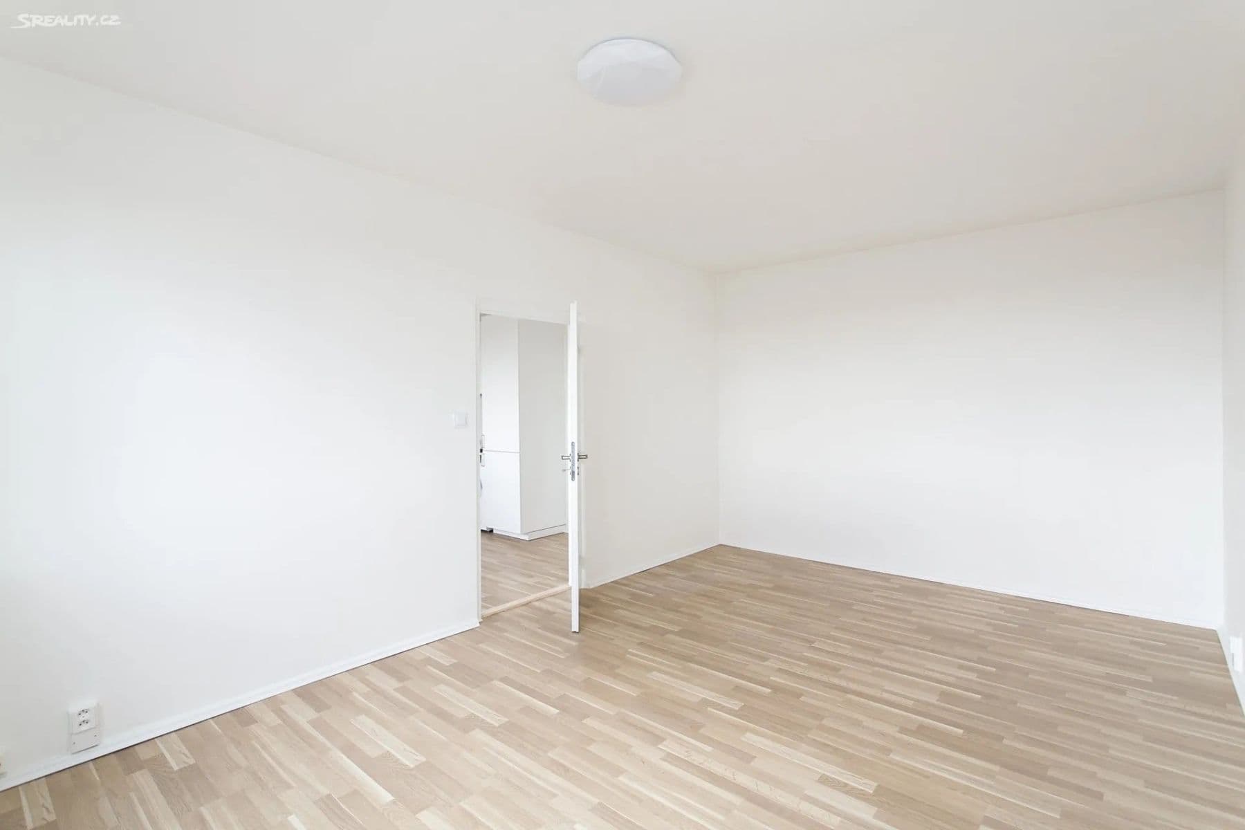 Pronájem bytu 2+kk 40 m², Rabyňská, Praha, Praha Pronájem bytu 2+kk 40 m², Rabyňská, Praha, Praha