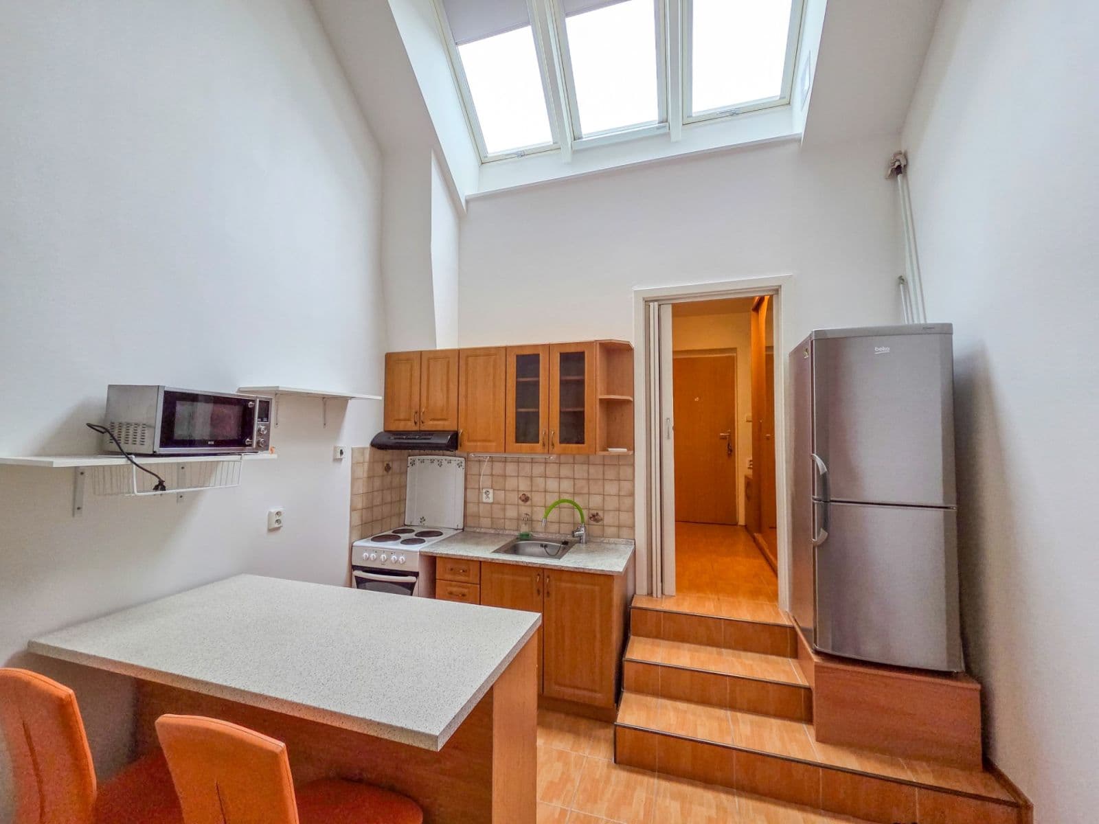 Pronájem bytu Garsoniéra 27 m², Štúrova, Praha, Praha Pronájem bytu Garsoniéra 27 m², Štúrova, Praha, Praha