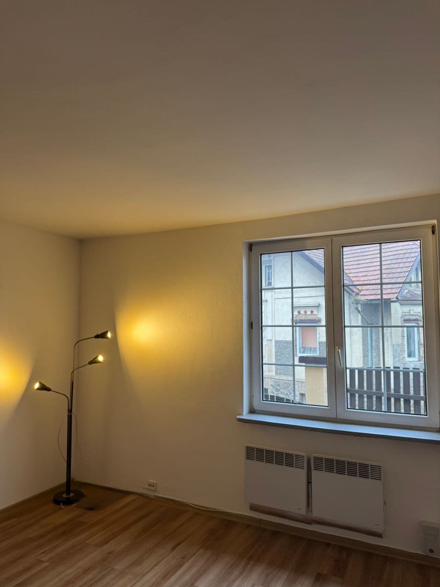 Pronájem bytu 2+1 65 m², Sichrovského, Praha, Praha Pronájem bytu 2+1 65 m², Sichrovského, Praha, Praha