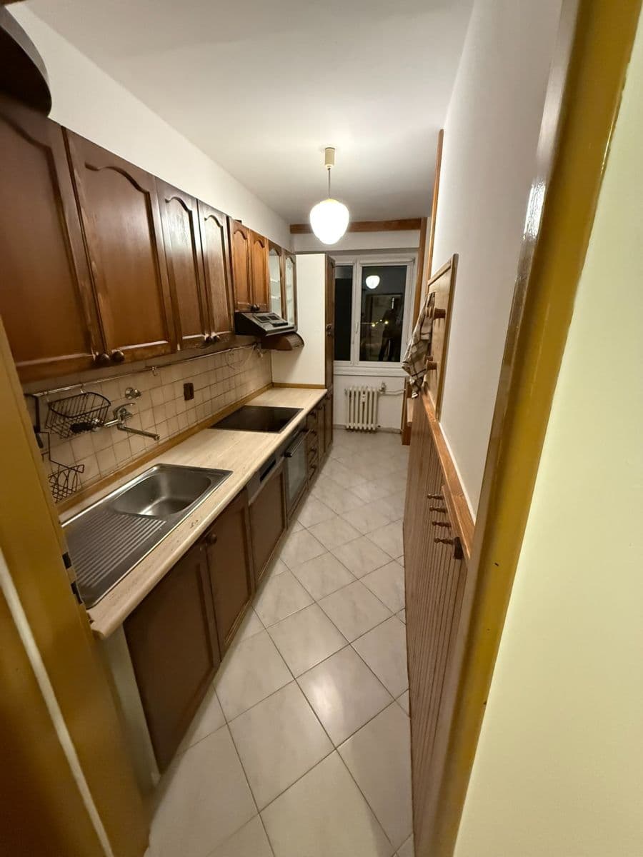 Prodej bytu 3+1 71 m², V Sadě, Vlašim, Středočeský kraj Prodej bytu 3+1 71 m², V Sadě, Vlašim, Středočeský kraj