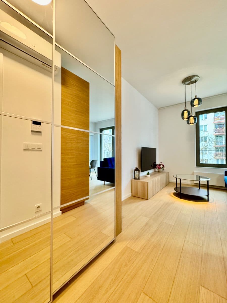 Pronájem bytu 2+1 37 m², Račianska, Nové Mesto, Bratislavský kraj Pronájem bytu 2+1 37 m², Račianska, Nové Mesto, Bratislavský kraj