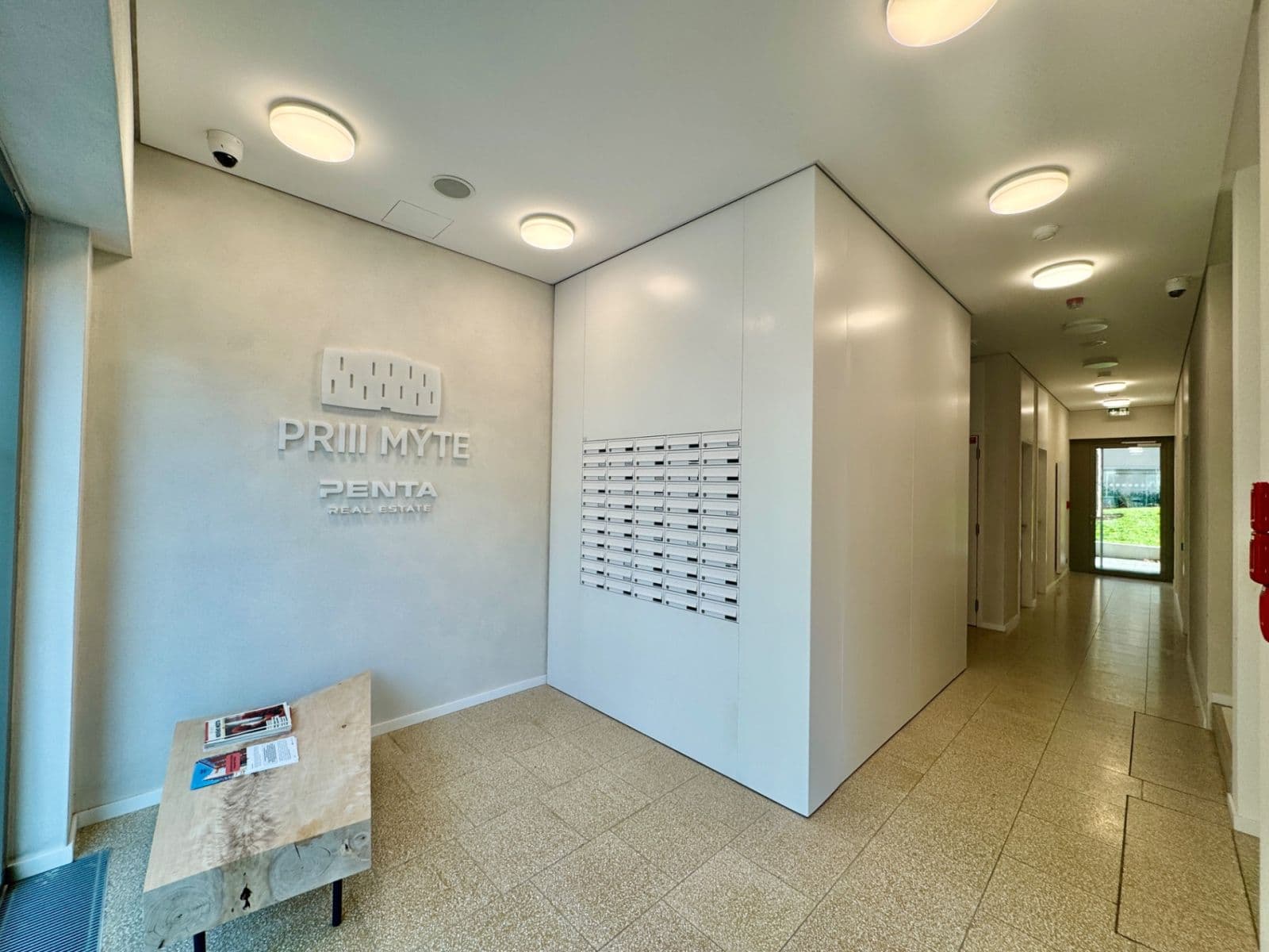 Pronájem bytu 2+1 37 m², Račianska, Nové Mesto, Bratislavský kraj Pronájem bytu 2+1 37 m², Račianska, Nové Mesto, Bratislavský kraj