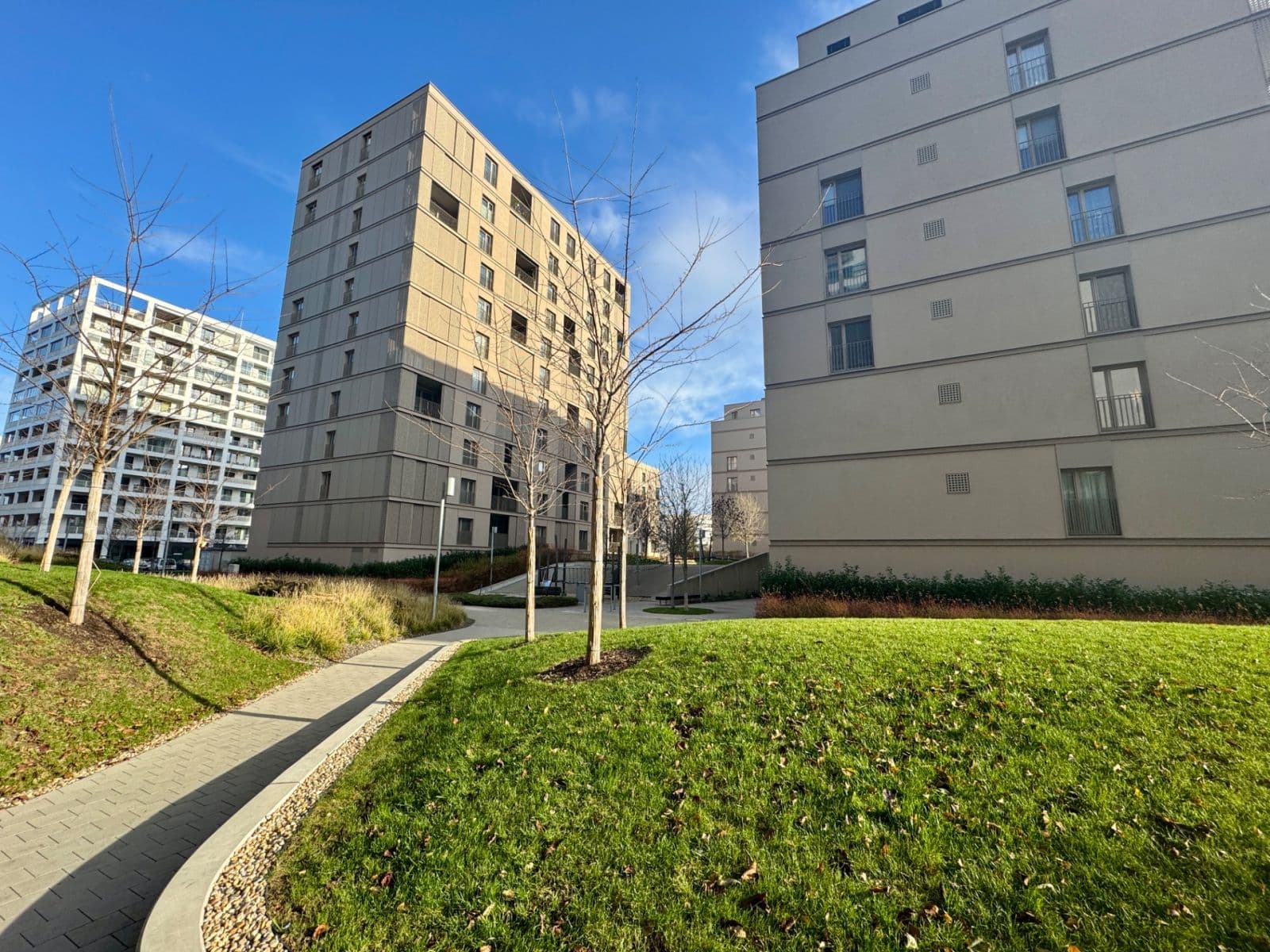 Pronájem bytu 2+1 37 m², Račianska, Nové Mesto, Bratislavský kraj Pronájem bytu 2+1 37 m², Račianska, Nové Mesto, Bratislavský kraj