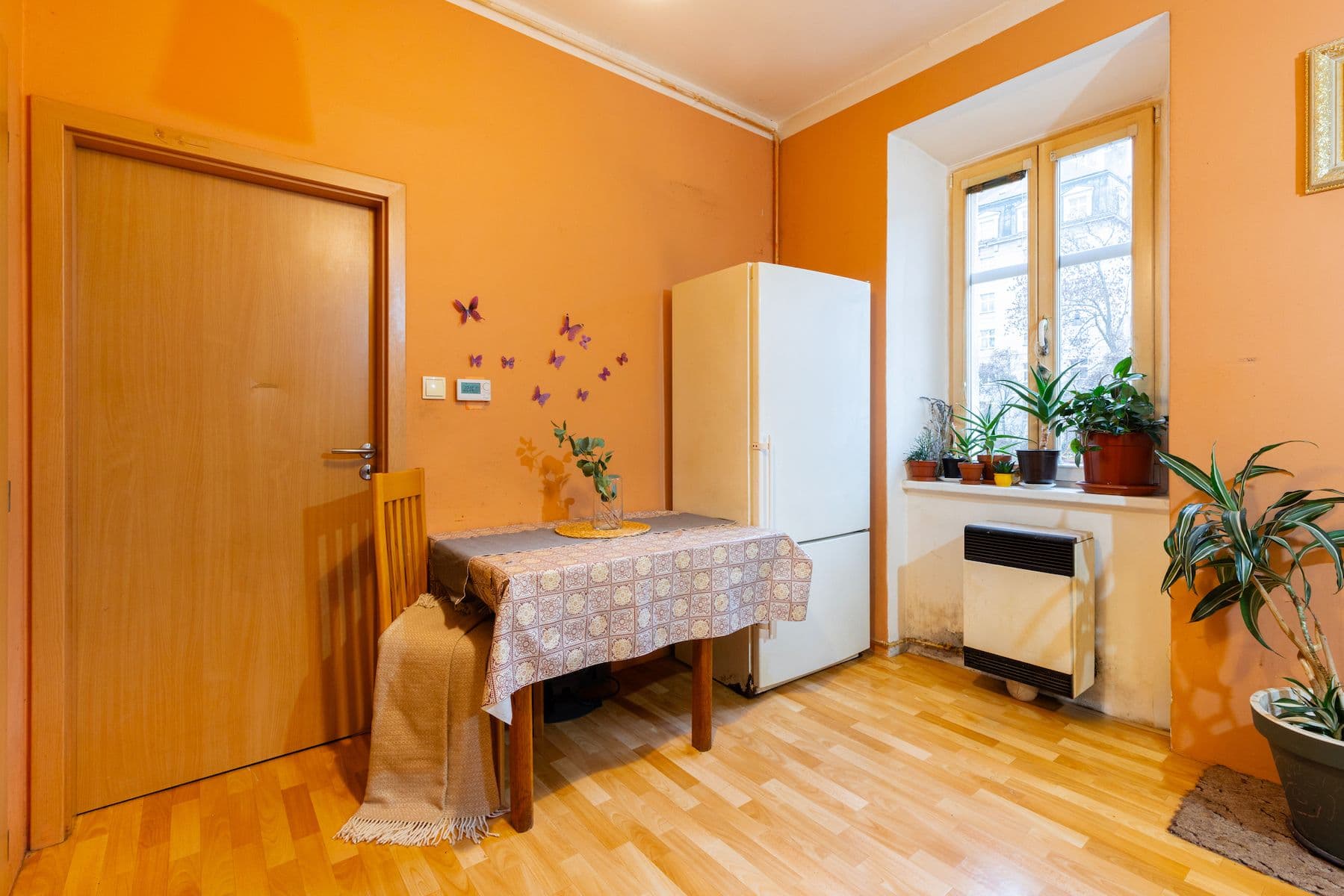 Prodej bytu 1+1 37 m², Jaromírova, Praha, Praha Prodej bytu 1+1 37 m², Jaromírova, Praha, Praha