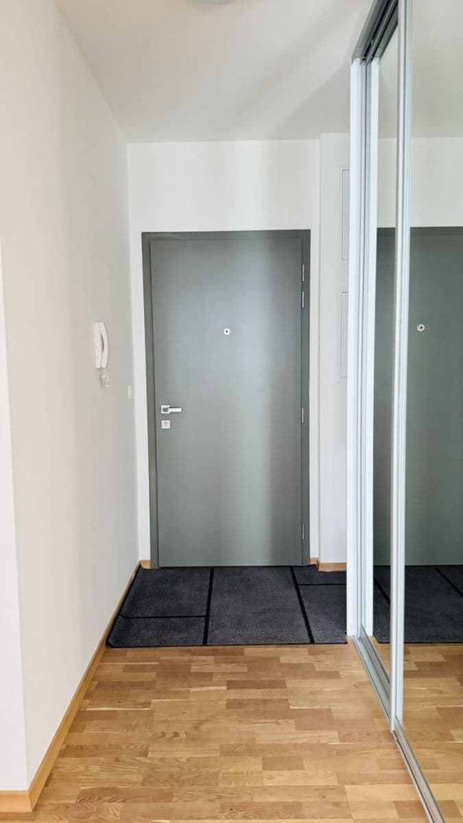 Pronájem bytu 3+1 64 m², Rudolfa Mocka, Karlova Ves, Bratislavský kraj Pronájem bytu 3+1 64 m², Rudolfa Mocka, Karlova Ves, Bratislavský kraj