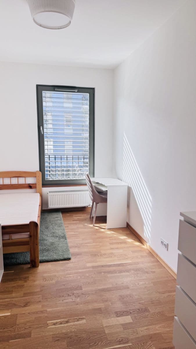 Pronájem bytu 3+1 64 m², Rudolfa Mocka, Karlova Ves, Bratislavský kraj Pronájem bytu 3+1 64 m², Rudolfa Mocka, Karlova Ves, Bratislavský kraj