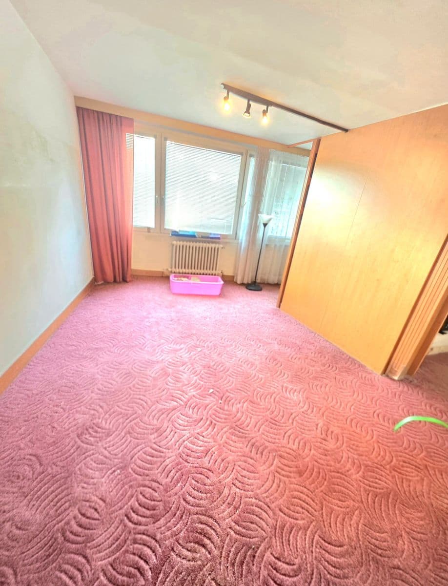 Pronájem bytu 2+1 43 m², Pod Homolkou, Beroun, Středočeský kraj Pronájem bytu 2+1 43 m², Pod Homolkou, Beroun, Středočeský kraj