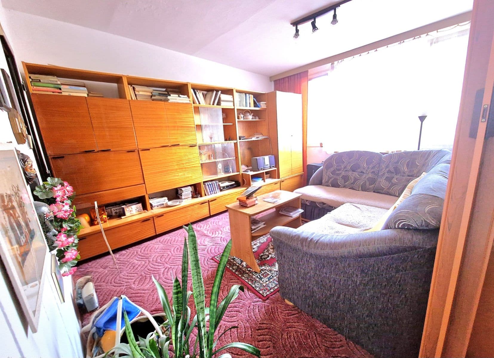 Pronájem bytu 2+1 43 m², Pod Homolkou, Beroun, Středočeský kraj Pronájem bytu 2+1 43 m², Pod Homolkou, Beroun, Středočeský kraj