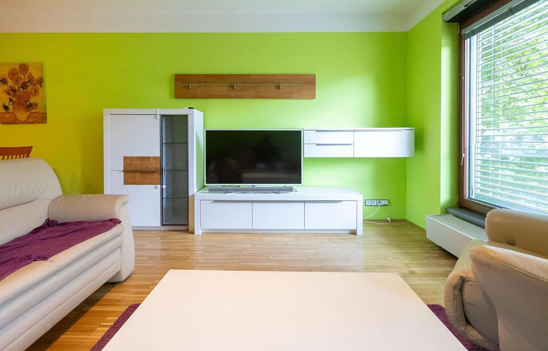 Pronájem bytu 2+kk 80 m², Rohanské nábřeží, Praha, Praha Pronájem bytu 2+kk 80 m², Rohanské nábřeží, Praha, Praha