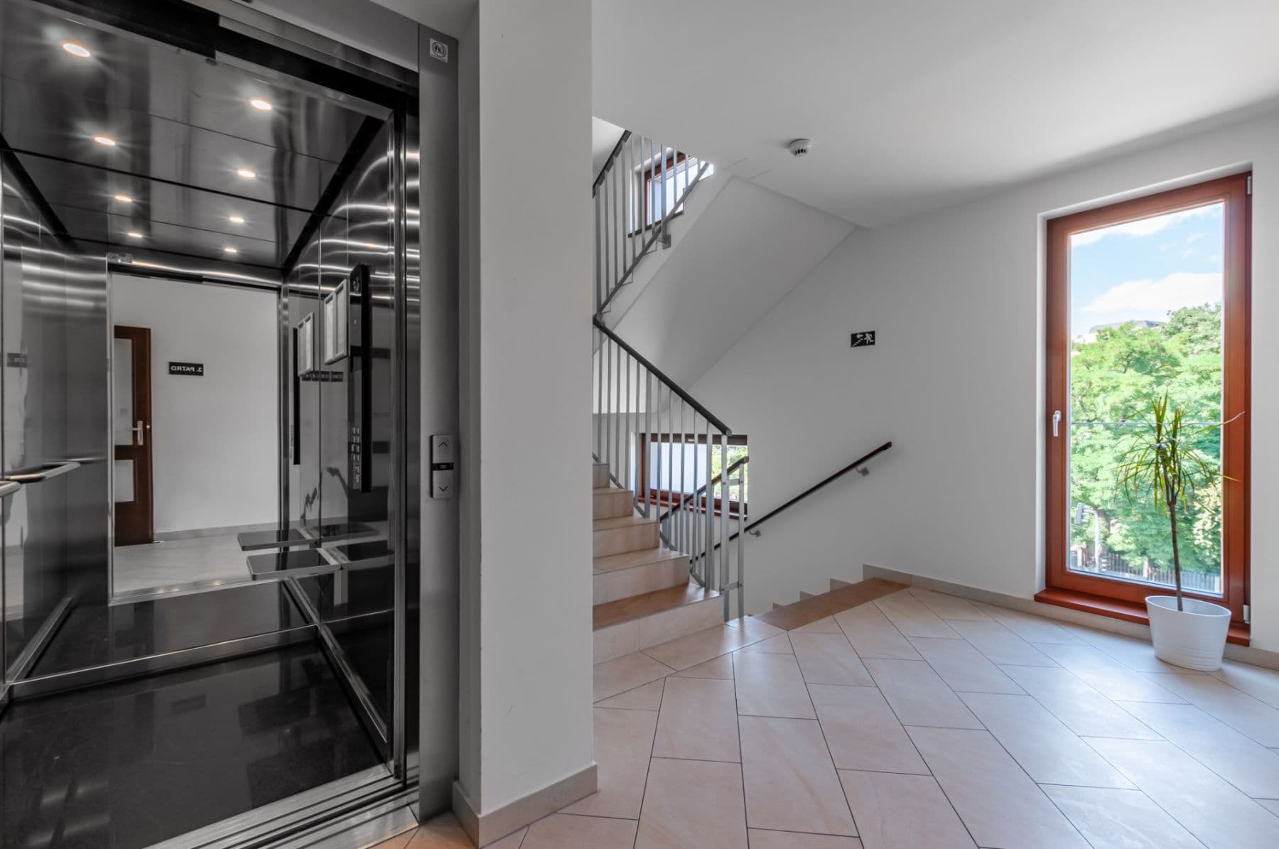 Pronájem bytu 1+kk 32 m², Patočkova, Praha, Praha Pronájem bytu 1+kk 32 m², Patočkova, Praha, Praha