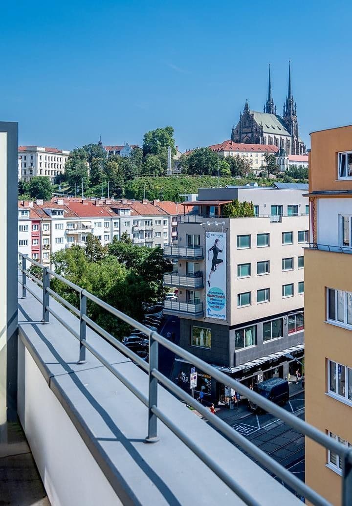 Pronájem bytu 3+kk 77 m², Hybešova, Hrušovany u Brna, Jihomoravský kraj Pronájem bytu 3+kk 77 m², Hybešova, Hrušovany u Brna, Jihomoravský kraj