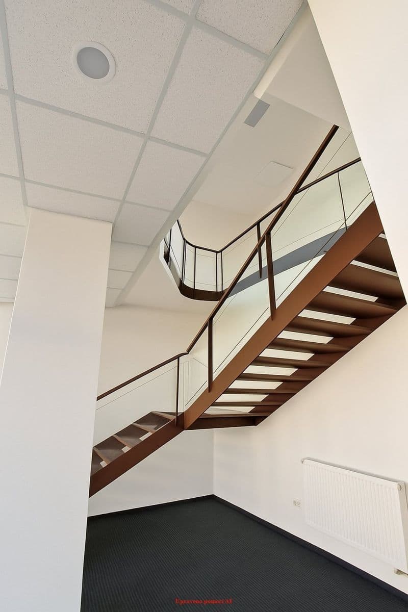 Pronájem nebytového prostoru 71 m², nám. Republiky, Havířov, Moravskoslezský kraj Pronájem nebytového prostoru 71 m², nám. Republiky, Havířov, Moravskoslezský kraj