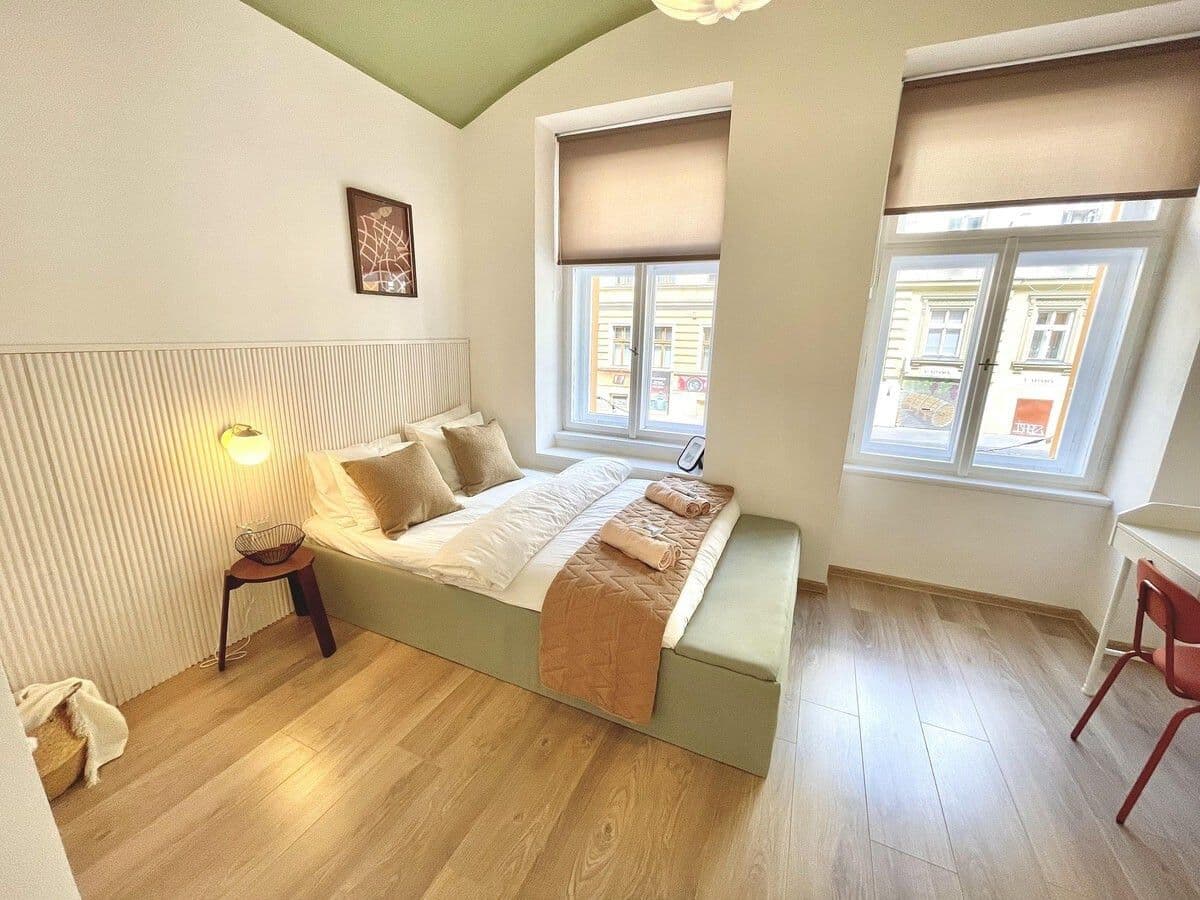 Pronájem bytu 42 m², Rumunská, Praha, Praha Pronájem bytu 42 m², Rumunská, Praha, Praha