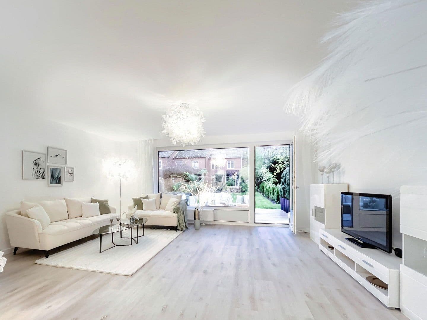 Prodej domu 116 m², pozemek 224 m², Hamburg, Hamburg Prodej domu 116 m², pozemek 224 m², Hamburg, Hamburg