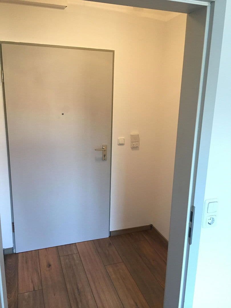 Pronájem bytu 1+1 31 m², 18.-März-Str. 21, Gotha, Durynsko Pronájem bytu 1+1 31 m², 18.-März-Str. 21, Gotha, Durynsko