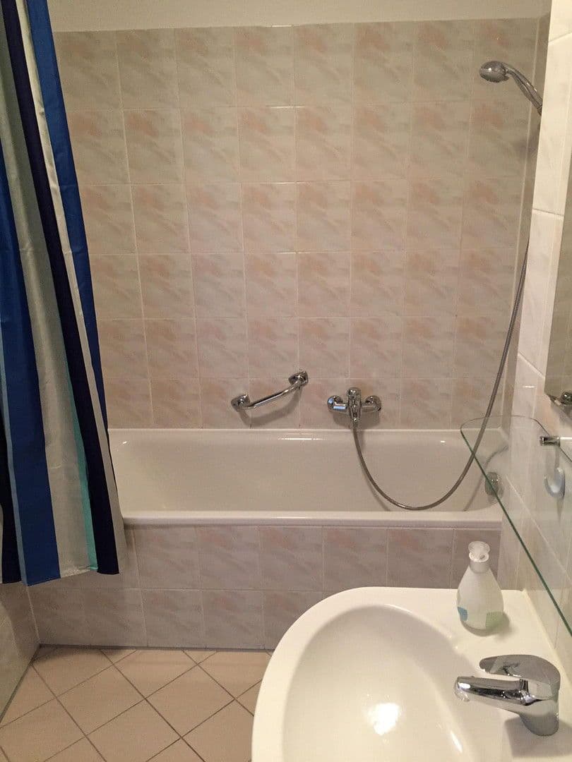 Pronájem bytu 1+1 31 m², 18.-März-Str. 21, Gotha, Durynsko Pronájem bytu 1+1 31 m², 18.-März-Str. 21, Gotha, Durynsko