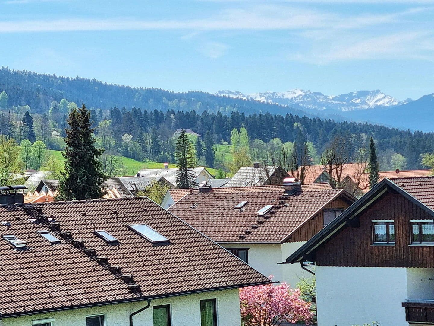 Pronájem bytu 2+1 50 m², Lindenberger Str. 17, Weiler-Simmerberg, Bavorsko Pronájem bytu 2+1 50 m², Lindenberger Str. 17, Weiler-Simmerberg, Bavorsko