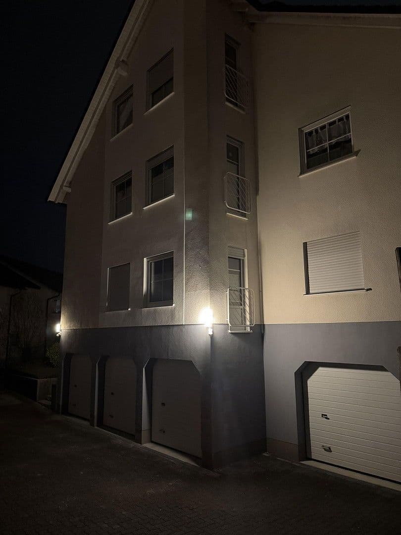 Prodej bytu 6+1 76 m², Saarbrücker Straße 51, Attendorn, Severní Porýní-Vestfálsko Prodej bytu 6+1 76 m², Saarbrücker Straße 51, Attendorn, Severní Porýní-Vestfálsko