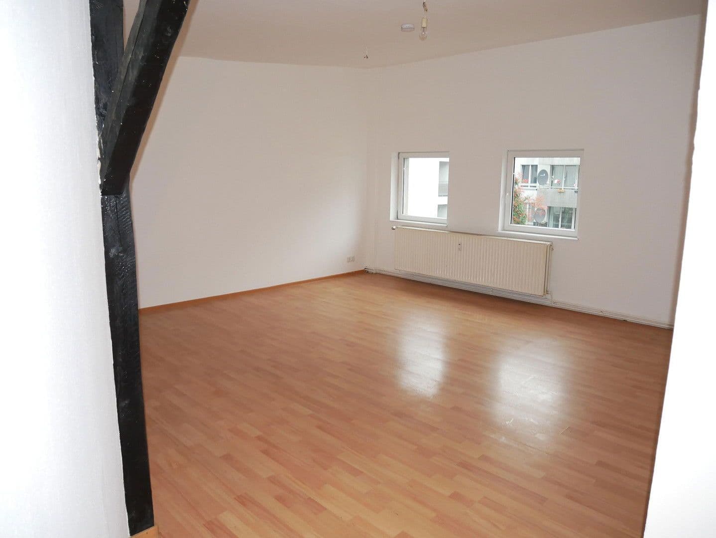 Pronájem bytu 2+1 62 m², Limmerstraße 10, Hannover, Dolní Sasko Pronájem bytu 2+1 62 m², Limmerstraße 10, Hannover, Dolní Sasko