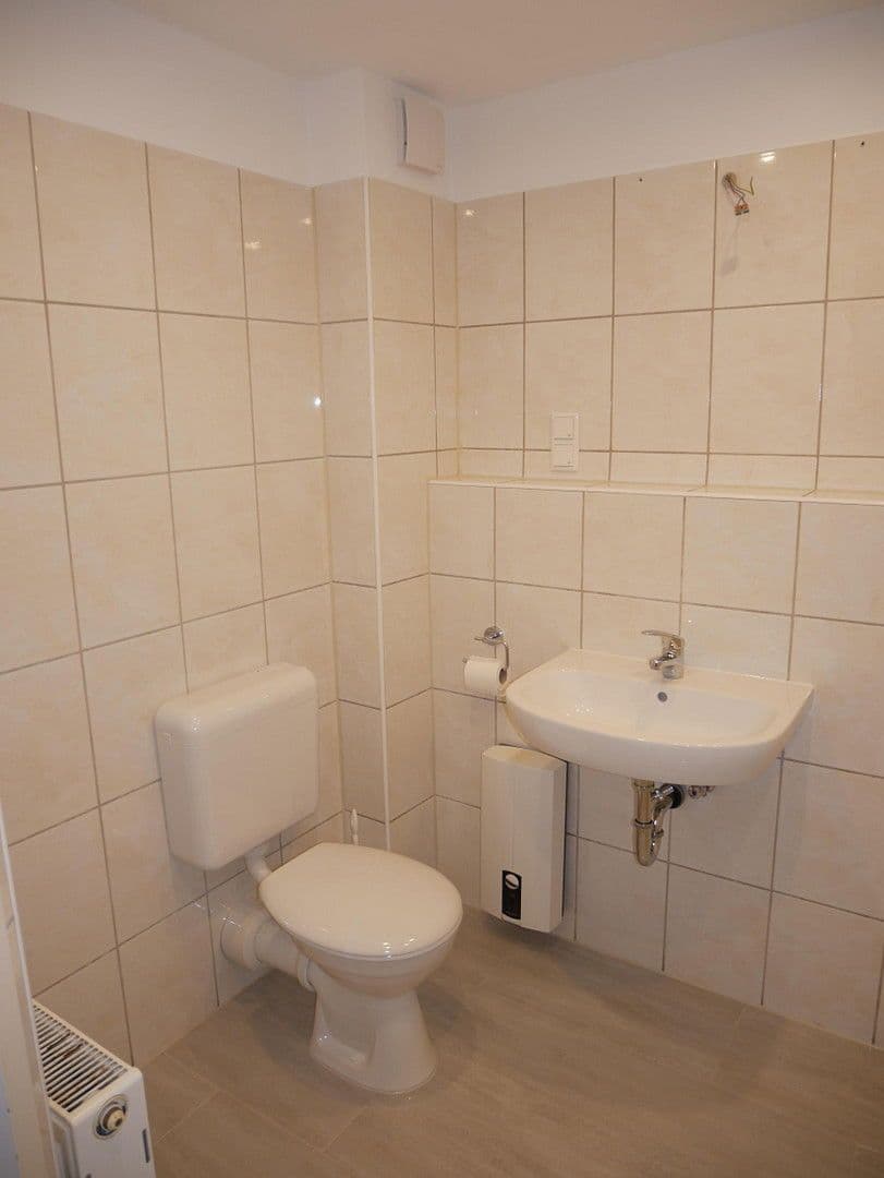 Pronájem bytu 2+1 62 m², Limmerstraße 10, Hannover, Dolní Sasko Pronájem bytu 2+1 62 m², Limmerstraße 10, Hannover, Dolní Sasko