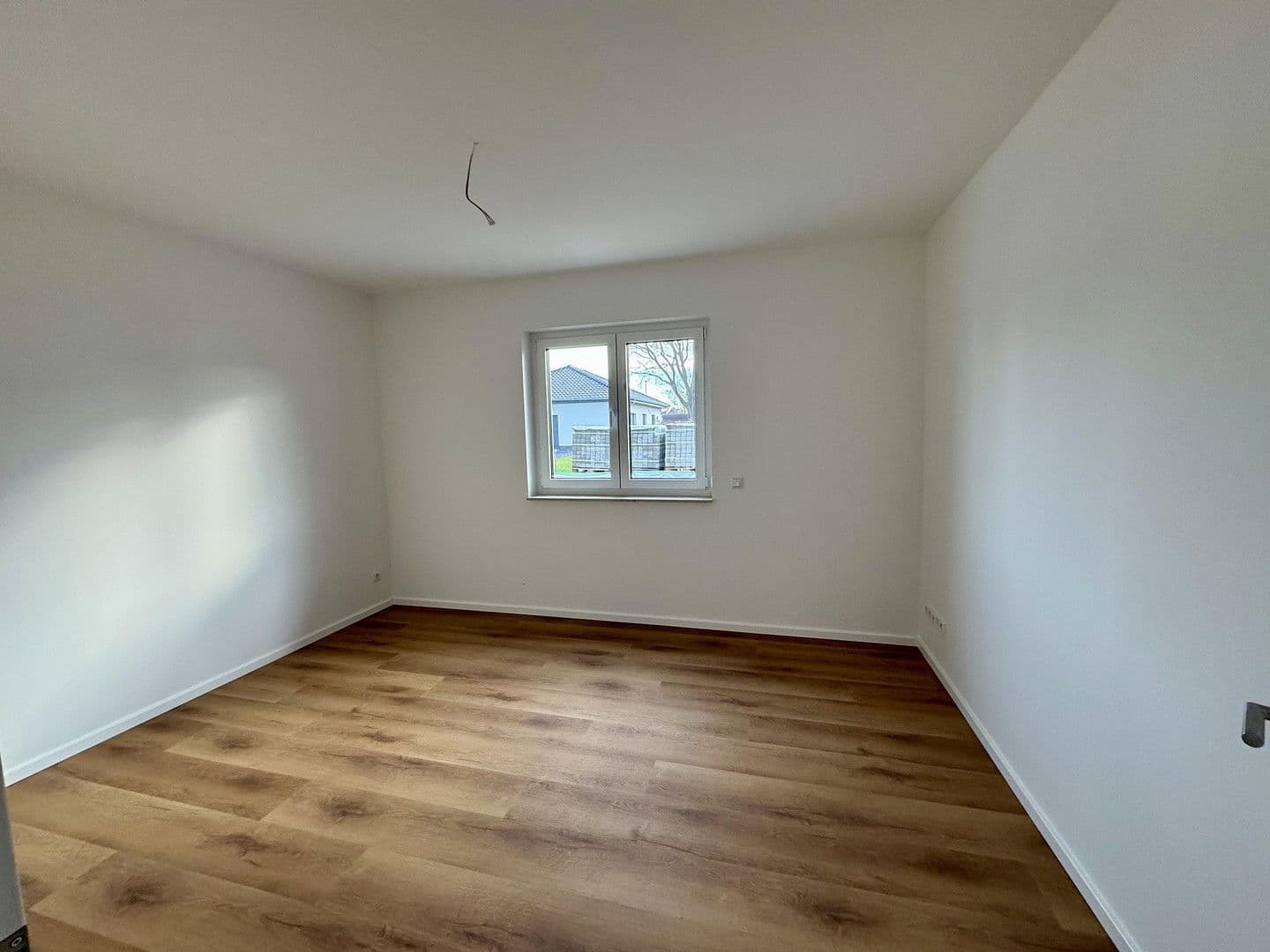 Pronájem bytu 3+1 91 m², Am Lupinenfeld 33, Berlin, Berlín Pronájem bytu 3+1 91 m², Am Lupinenfeld 33, Berlin, Berlín
