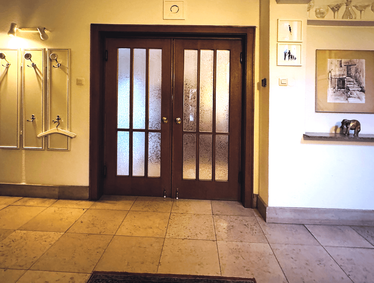 Prodej domu 365 m², pozemek 1.250 m², Saarbrücken, Země Sársko Prodej domu 365 m², pozemek 1.250 m², Saarbrücken, Země Sársko