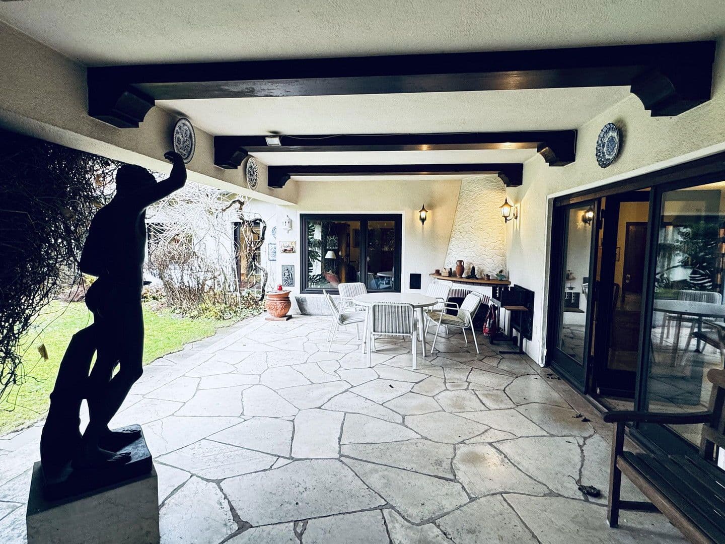 Prodej domu 365 m², pozemek 1.250 m², Saarbrücken, Země Sársko Prodej domu 365 m², pozemek 1.250 m², Saarbrücken, Země Sársko