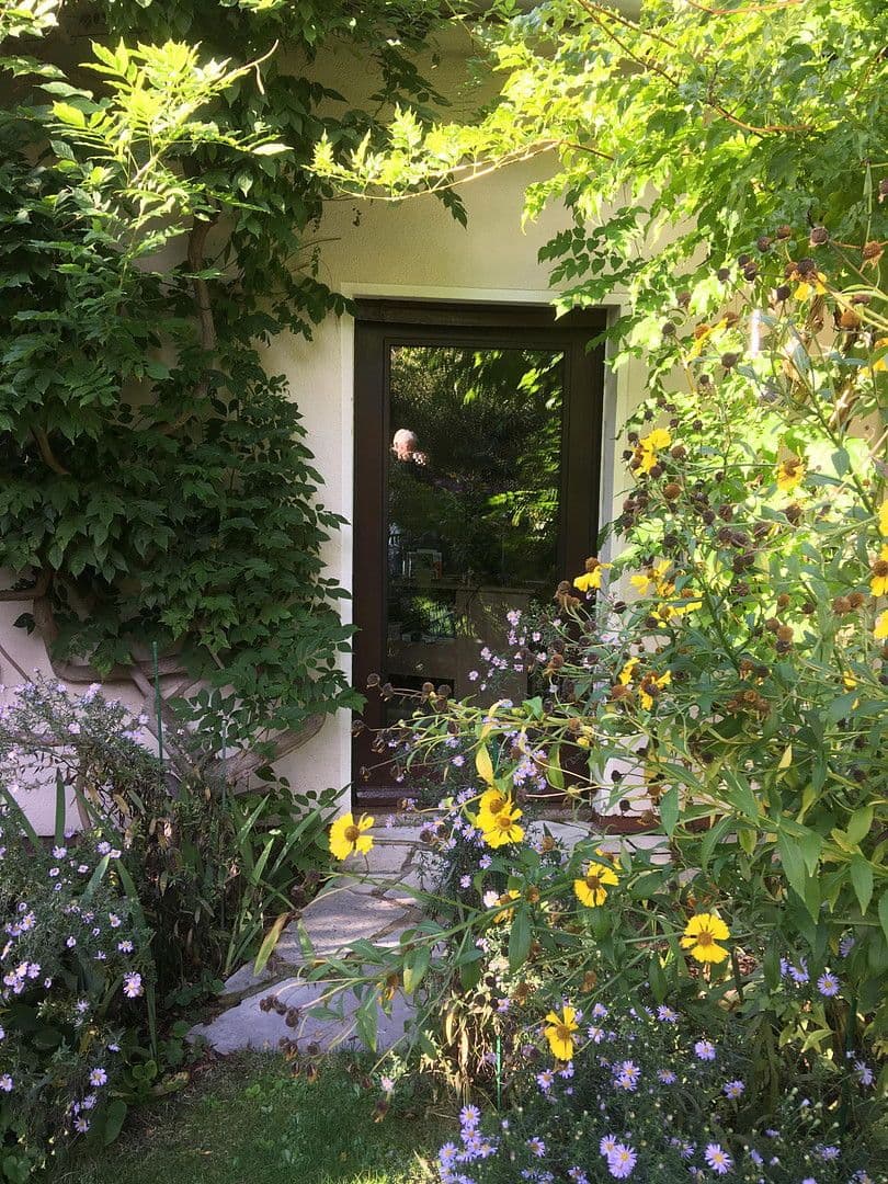 Prodej domu 365 m², pozemek 1.250 m², Saarbrücken, Země Sársko Prodej domu 365 m², pozemek 1.250 m², Saarbrücken, Země Sársko