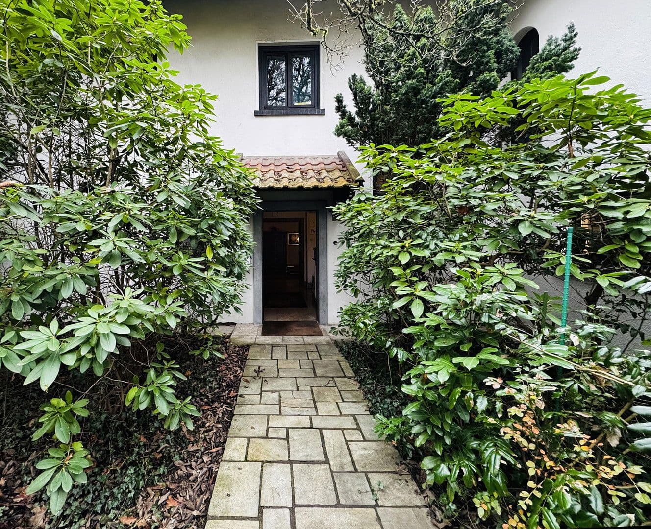 Prodej domu 365 m², pozemek 1.250 m², Saarbrücken, Země Sársko Prodej domu 365 m², pozemek 1.250 m², Saarbrücken, Země Sársko