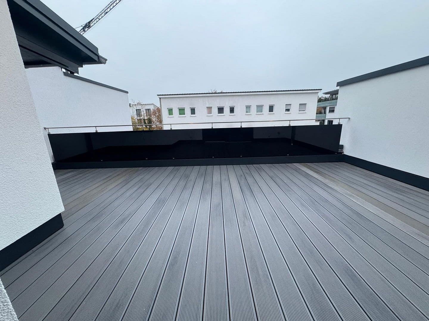 Pronájem domu 200 m², pozemek 60 m², Ofenbach, Hessen Pronájem domu 200 m², pozemek 60 m², Ofenbach, Hessen