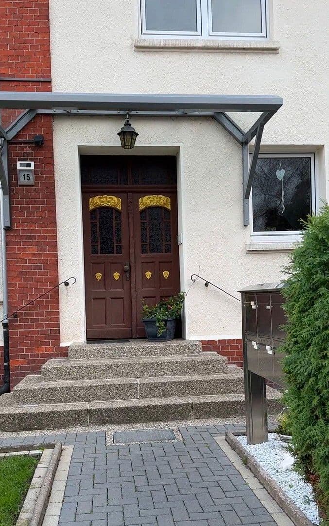 Pronájem bytu 3+1 83 m², Wenderter Straße 15, Sarstedt, Dolní Sasko Pronájem bytu 3+1 83 m², Wenderter Straße 15, Sarstedt, Dolní Sasko