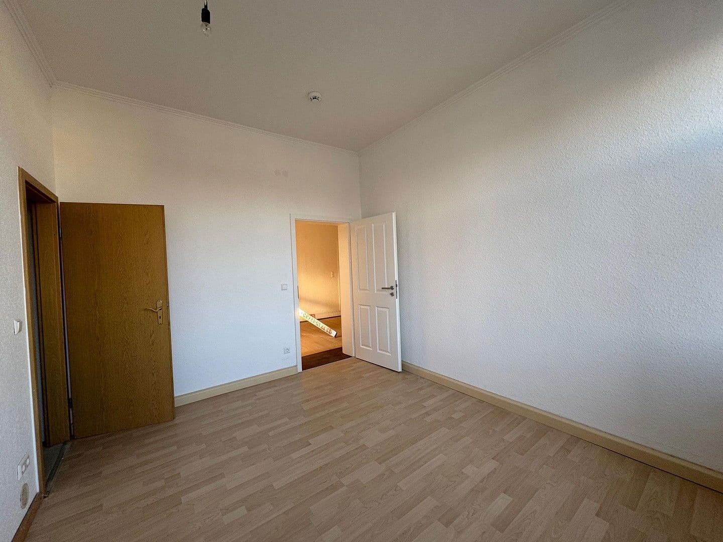 Pronájem bytu 3+1 83 m², Wenderter Straße 15, Sarstedt, Dolní Sasko Pronájem bytu 3+1 83 m², Wenderter Straße 15, Sarstedt, Dolní Sasko