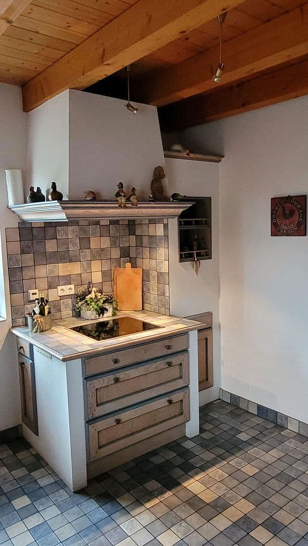 Prodej domu 208 m², pozemek 1.503 m², Ritter-Honius-Str. 15, Rohrbach, Porýní-Falc Prodej domu 208 m², pozemek 1.503 m², Ritter-Honius-Str. 15, Rohrbach, Porýní-Falc