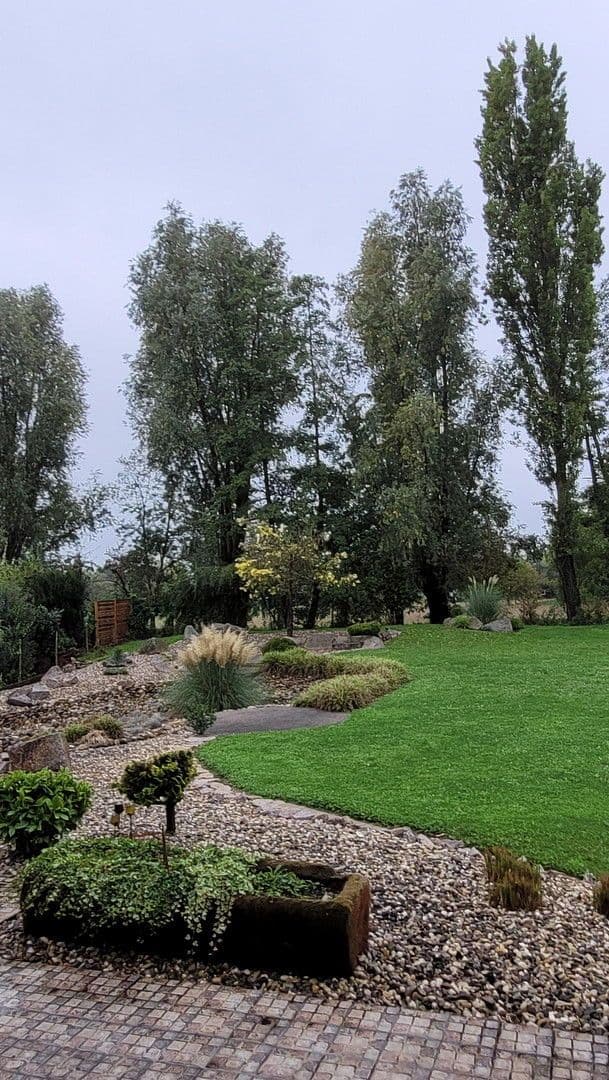 Prodej domu 208 m², pozemek 1.503 m², Ritter-Honius-Str. 15, Rohrbach, Porýní-Falc Prodej domu 208 m², pozemek 1.503 m², Ritter-Honius-Str. 15, Rohrbach, Porýní-Falc