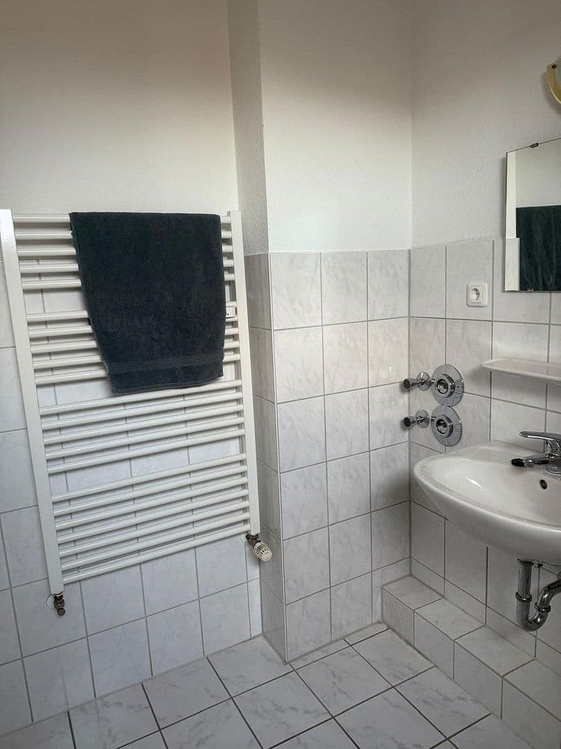 Prodej bytu 2+1 64 m², Von-Emmich-Straße 38, Hildesheim, Dolní Sasko Prodej bytu 2+1 64 m², Von-Emmich-Straße 38, Hildesheim, Dolní Sasko