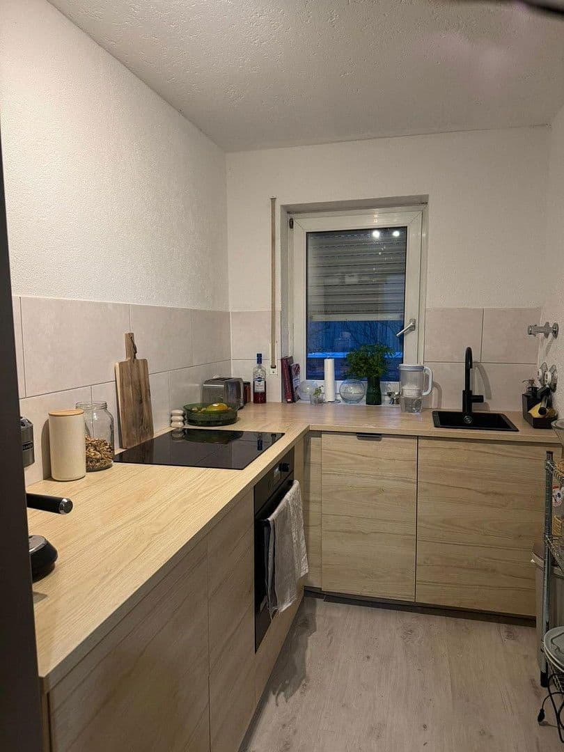 Pronájem bytu 2+kk 74 m², Alfred Minner Str.3, Heilbronn, Bádensko-Württembersko Pronájem bytu 2+kk 74 m², Alfred Minner Str.3, Heilbronn, Bádensko-Württembersko