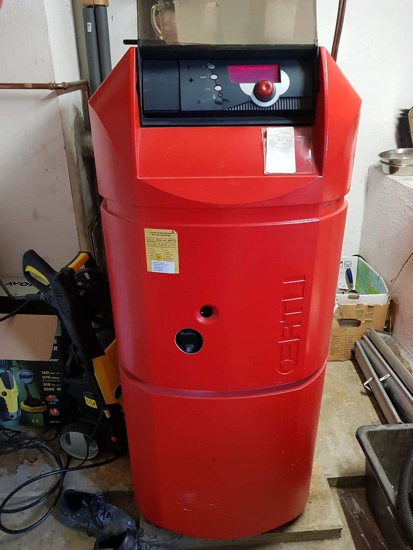 Prodej domu 313 m², pozemek 480 m², Hüllreuthstr 13, Michelau in Oberfranken, Bavorsko Prodej domu 313 m², pozemek 480 m², Hüllreuthstr 13, Michelau in Oberfranken, Bavorsko