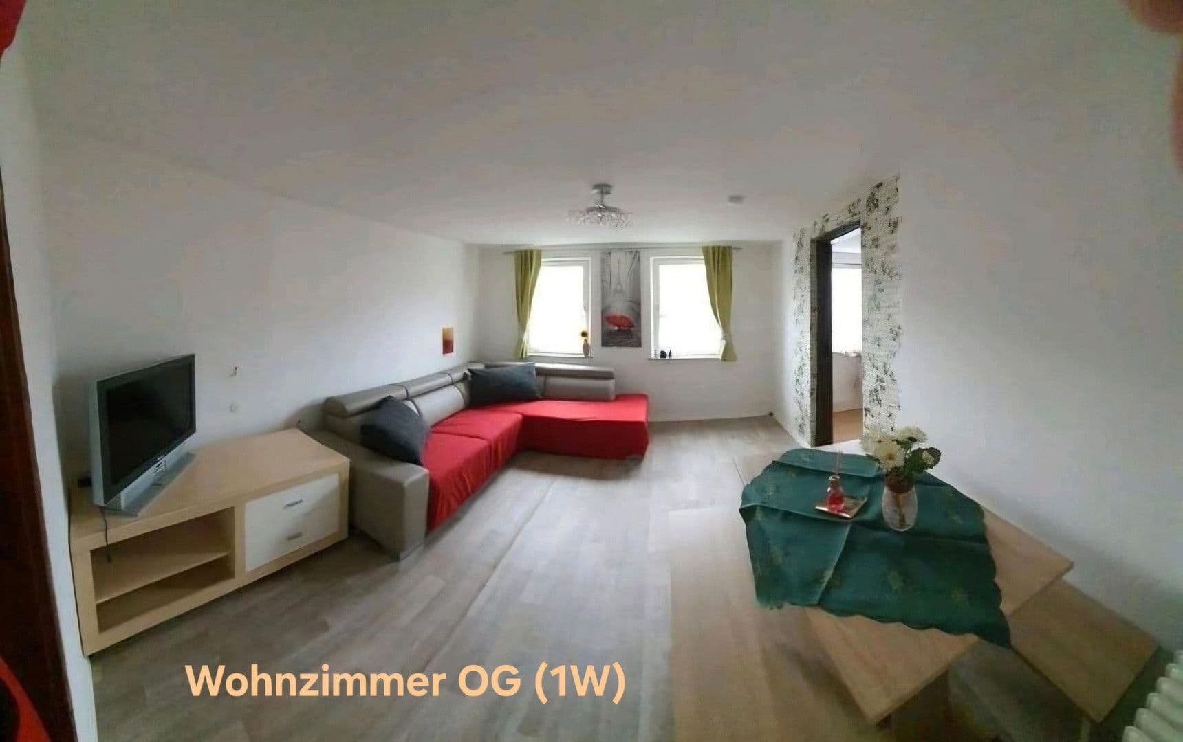 Prodej domu 313 m², pozemek 480 m², Hüllreuthstr 13, Michelau in Oberfranken, Bavorsko Prodej domu 313 m², pozemek 480 m², Hüllreuthstr 13, Michelau in Oberfranken, Bavorsko