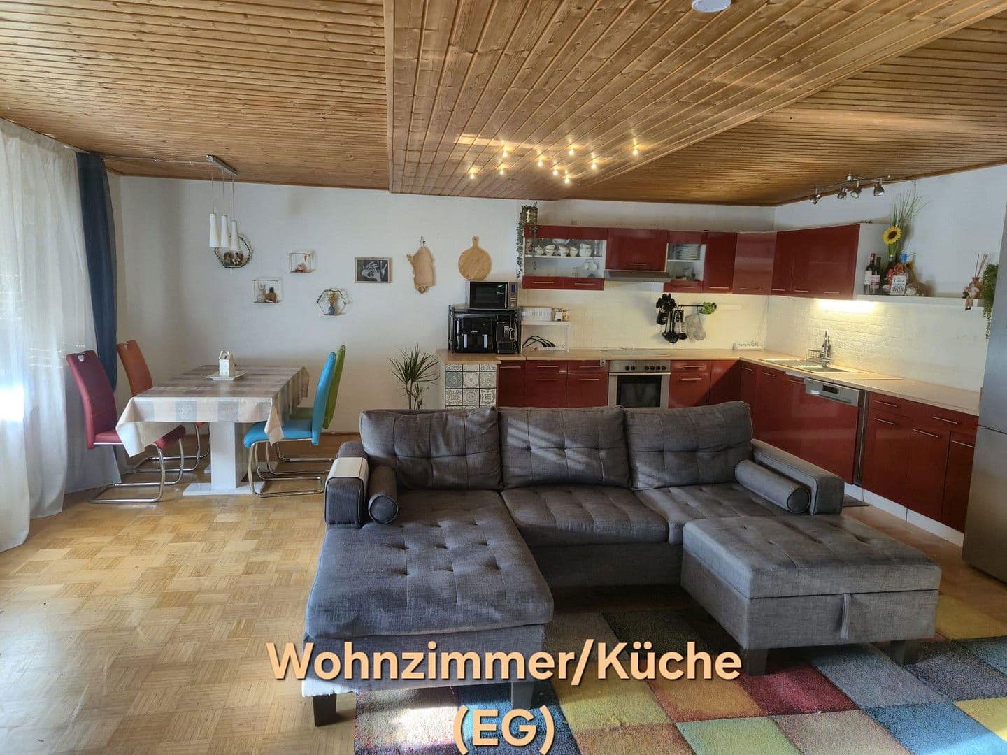 Prodej domu 313 m², pozemek 480 m², Hüllreuthstr 13, Michelau in Oberfranken, Bavorsko Prodej domu 313 m², pozemek 480 m², Hüllreuthstr 13, Michelau in Oberfranken, Bavorsko