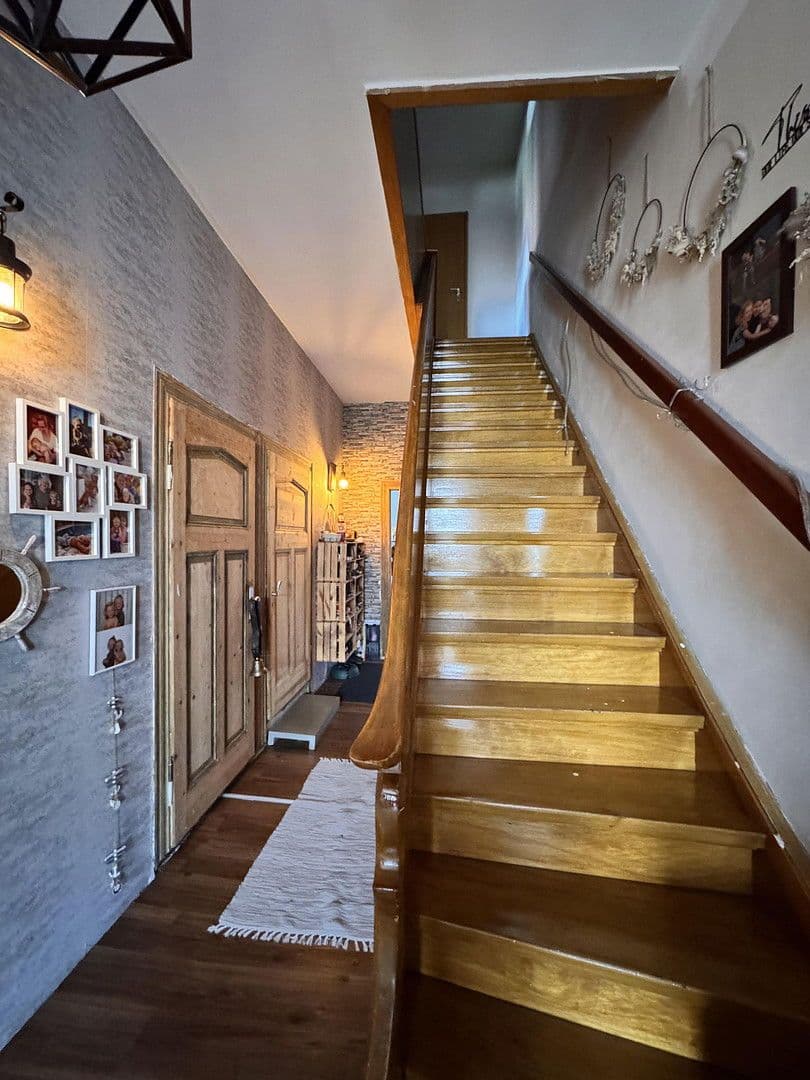 Prodej domu 180 m², pozemek 1.320 m², Uchte, Dolní Sasko Prodej domu 180 m², pozemek 1.320 m², Uchte, Dolní Sasko