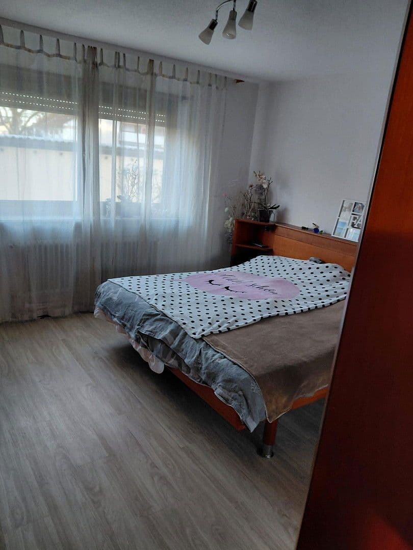 Prodej bytu 3+1 83 m², Normannenstraße 1, Brühl, Bádensko-Württembersko Prodej bytu 3+1 83 m², Normannenstraße 1, Brühl, Bádensko-Württembersko