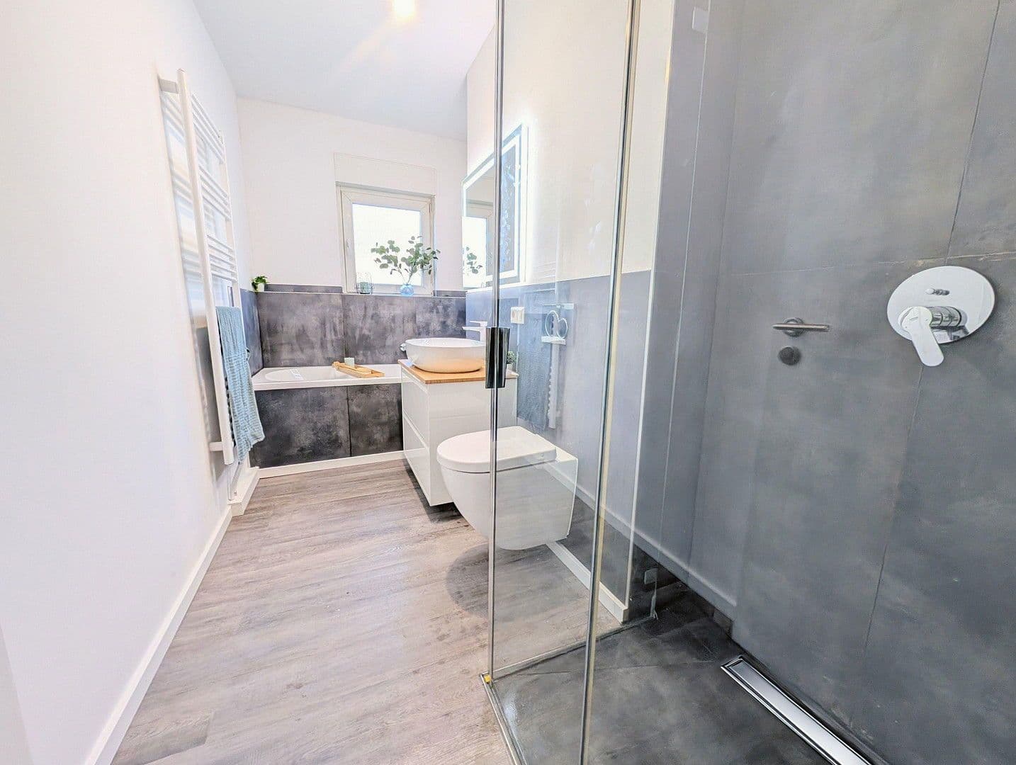 Prodej bytu 4+1 92 m², Ostpreußendamm 162, Berlin, Berlín Prodej bytu 4+1 92 m², Ostpreußendamm 162, Berlin, Berlín